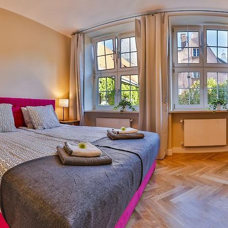 Apartament Bursztynowy Mariacka Old Town غدانسك الغرفة الصورة
