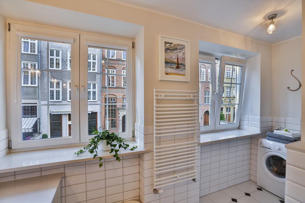 Apartament Bursztynowy Mariacka Old Town غدانسك الغرفة الصورة